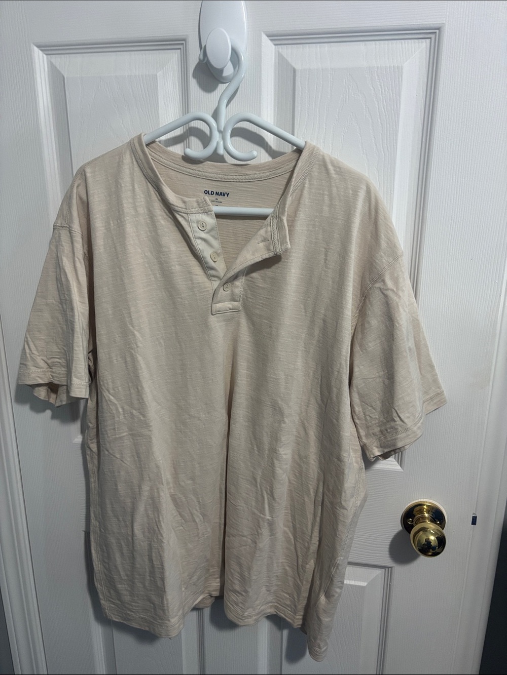 Old Navy Men's Light Beige Short-Sleeve Henley Tee